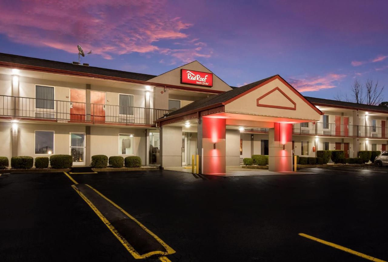 Red Roof Inn & Suites Jackson, Tn Bagian luar foto