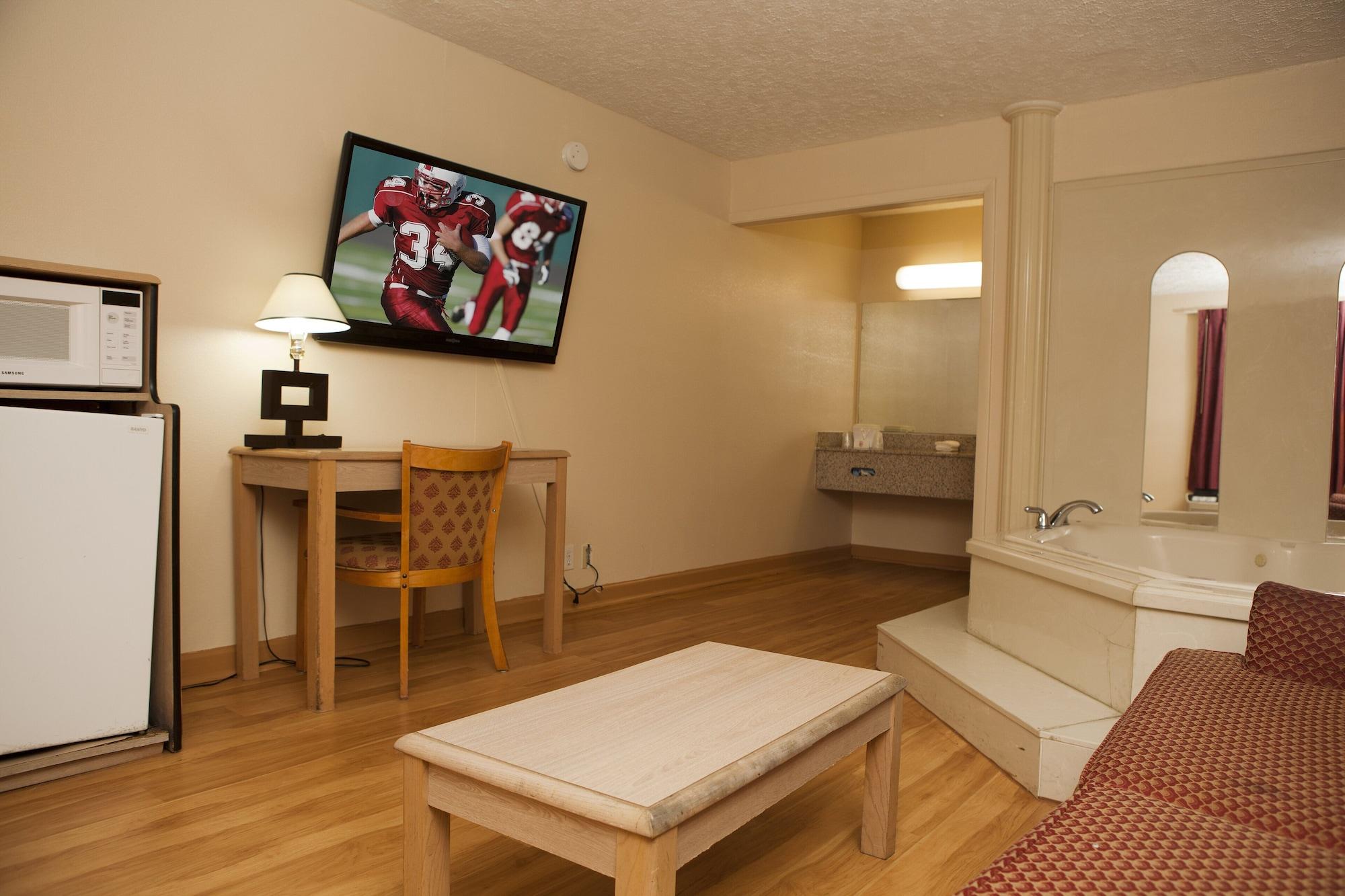 Red Roof Inn & Suites Jackson, Tn Bagian luar foto